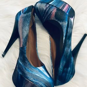 Blue Aldo platform Pump Heels 8.5